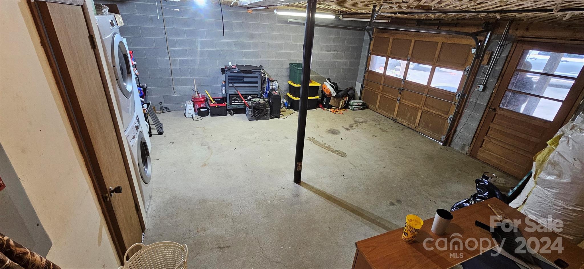 6 Raintree Lane Property Photo 48