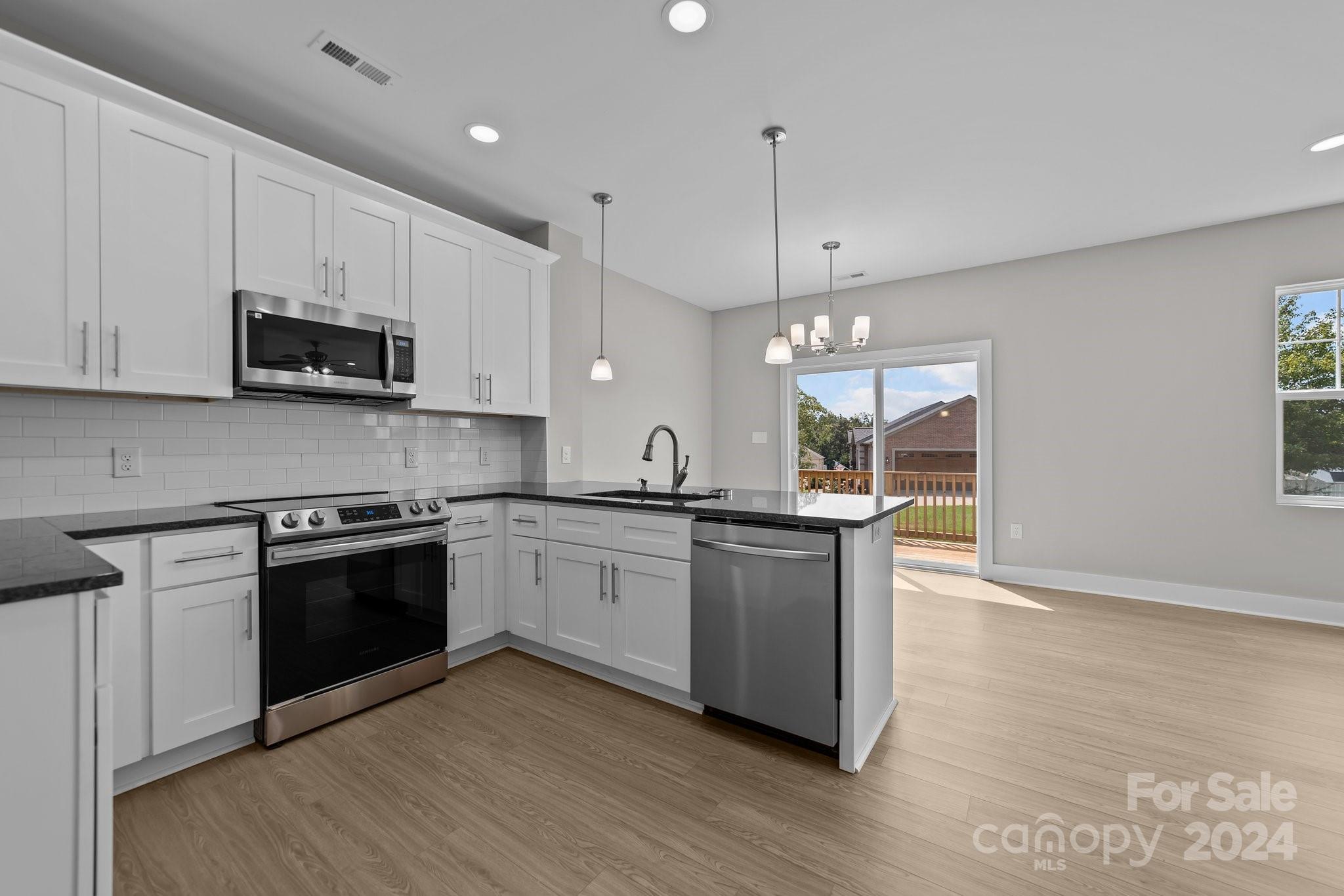 103 Dublin Court Property Photo 10