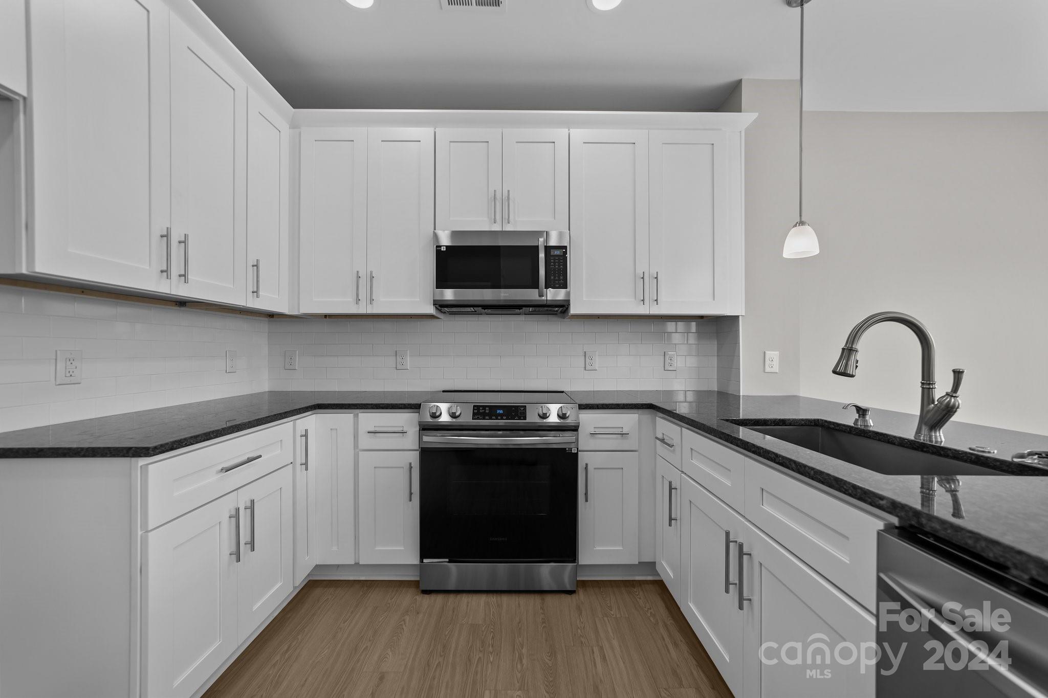 103 Dublin Court Property Photo 11