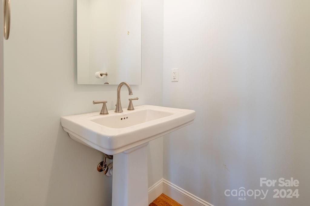 406 Kessler Place Property Photo 15