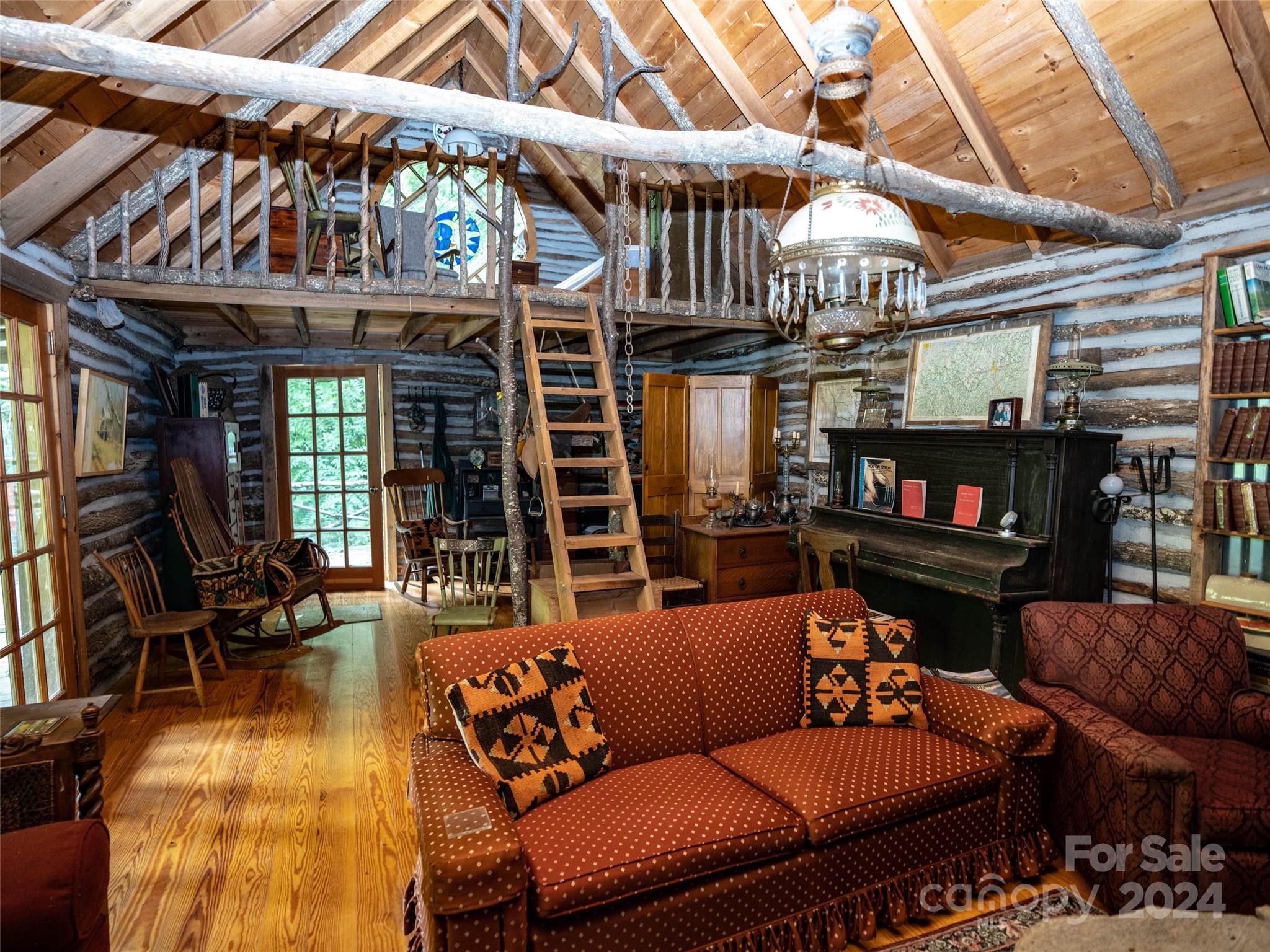 1001 Mountain Glen Road Property Photo 14