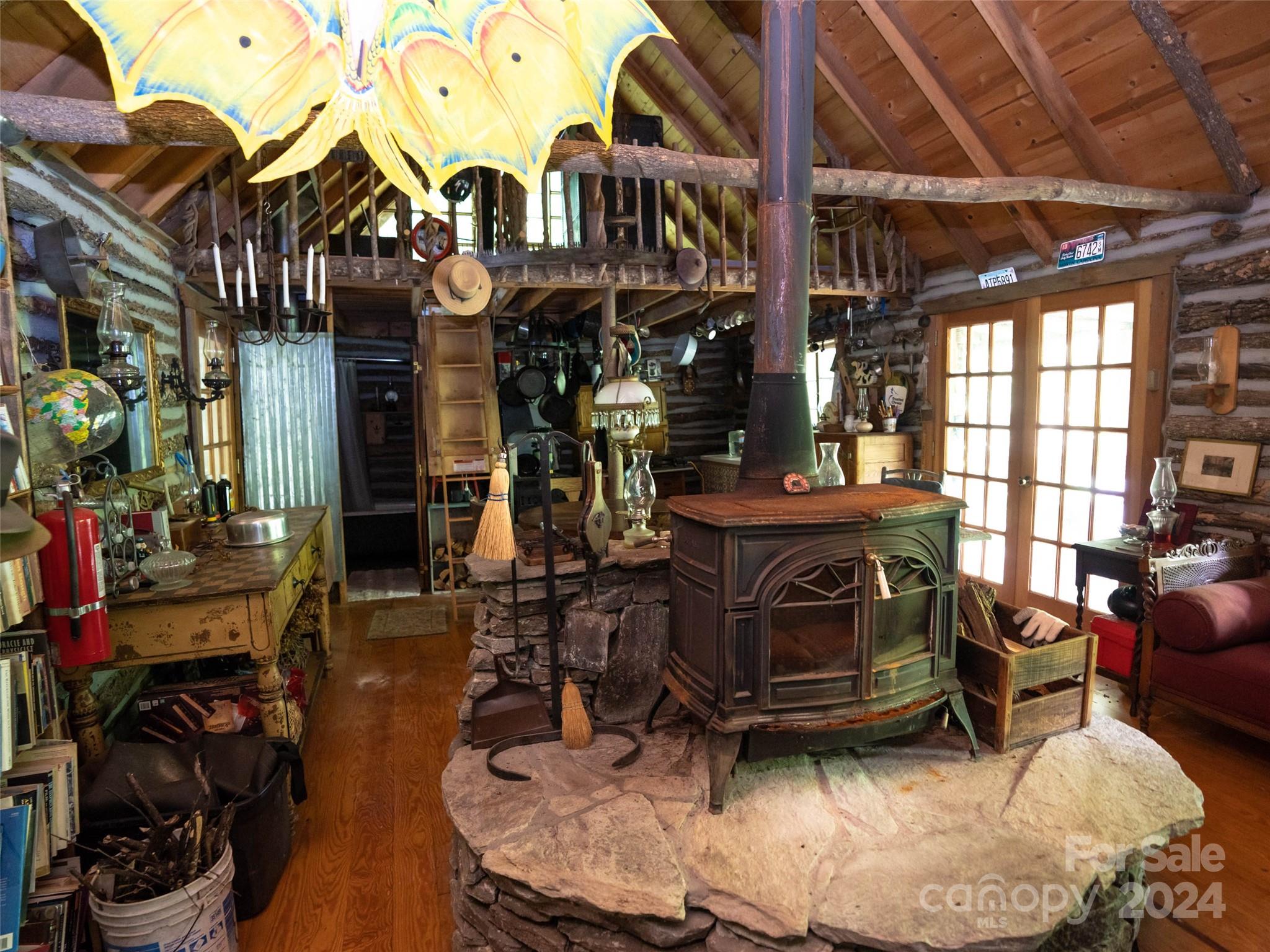 1001 Mountain Glen Road Property Photo 18