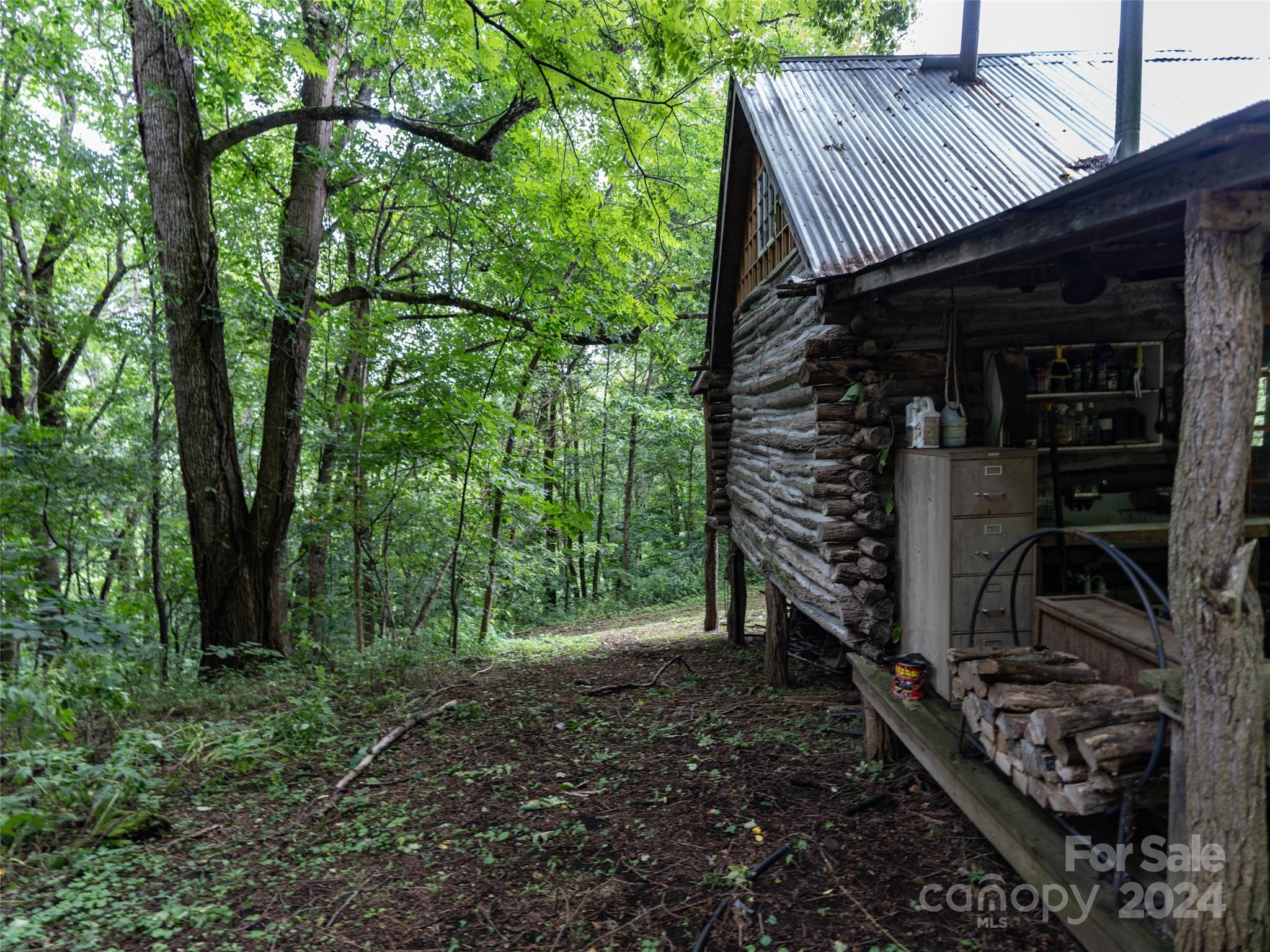 1001 Mountain Glen Road Property Photo 31