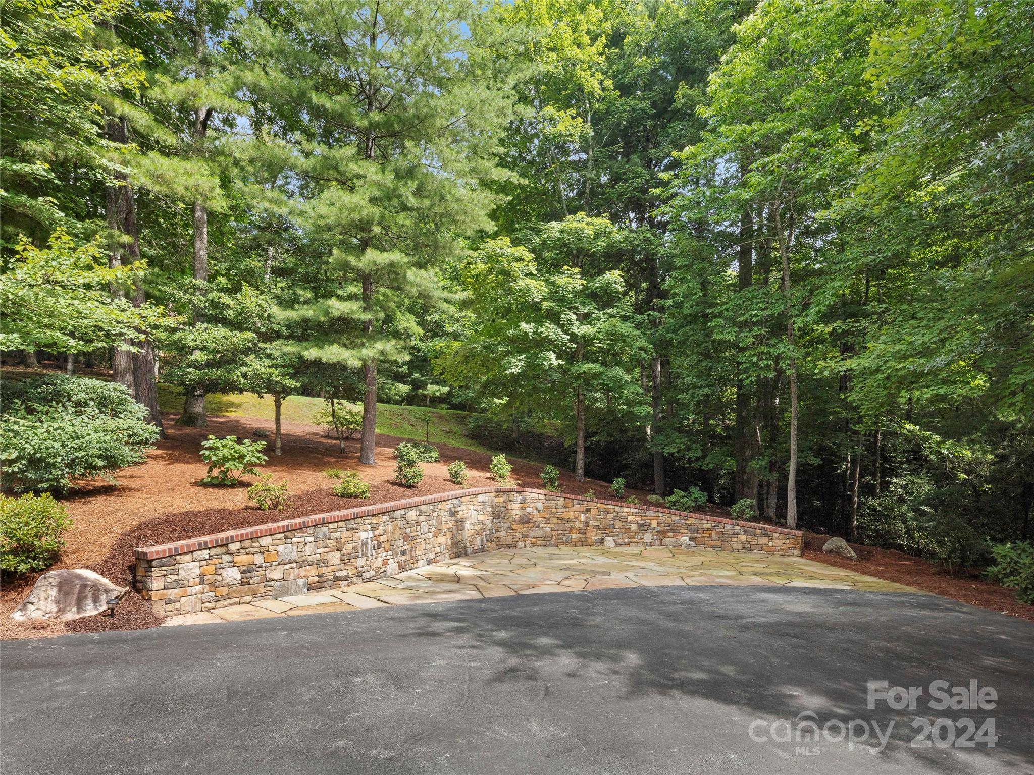 24 Powder Creek Trail Property Photo 38