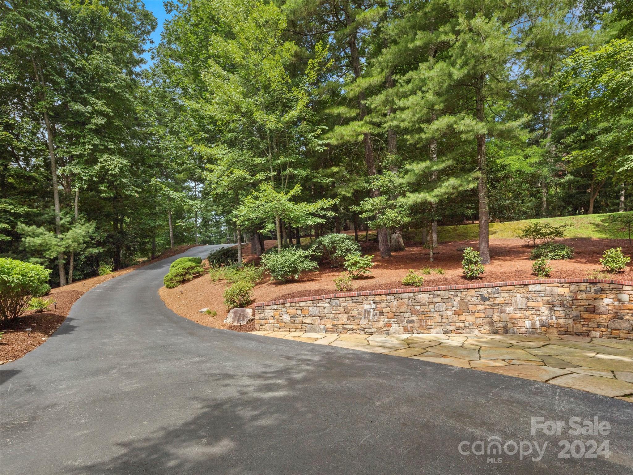 24 Powder Creek Trail Property Photo 46
