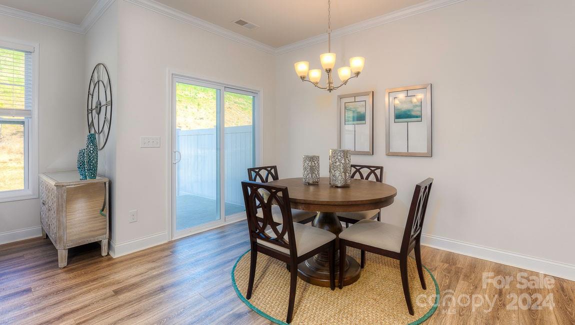 300 Creekview Road Property Photo 15