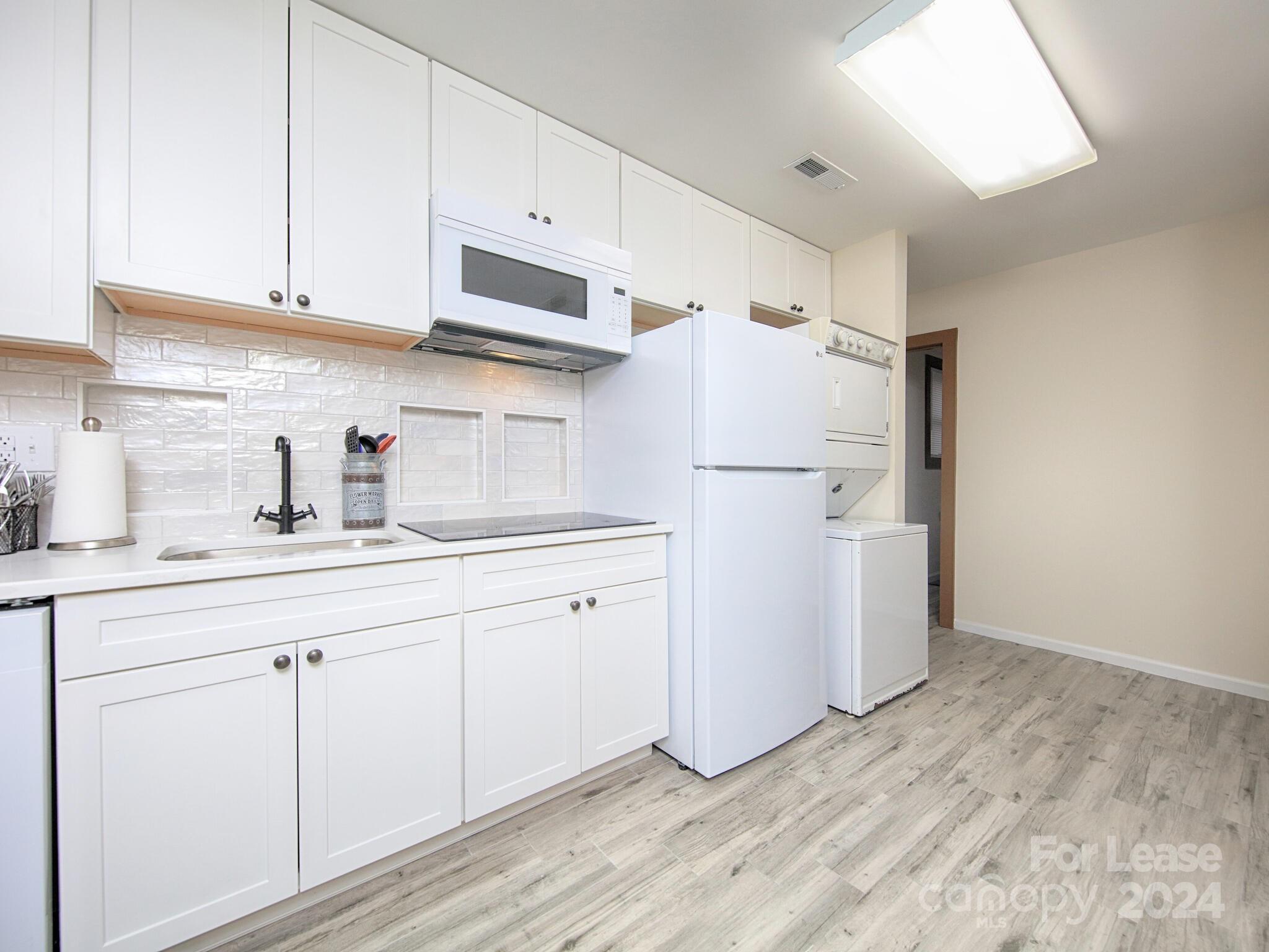 177 Goodman Road Unit A Property Photo 14