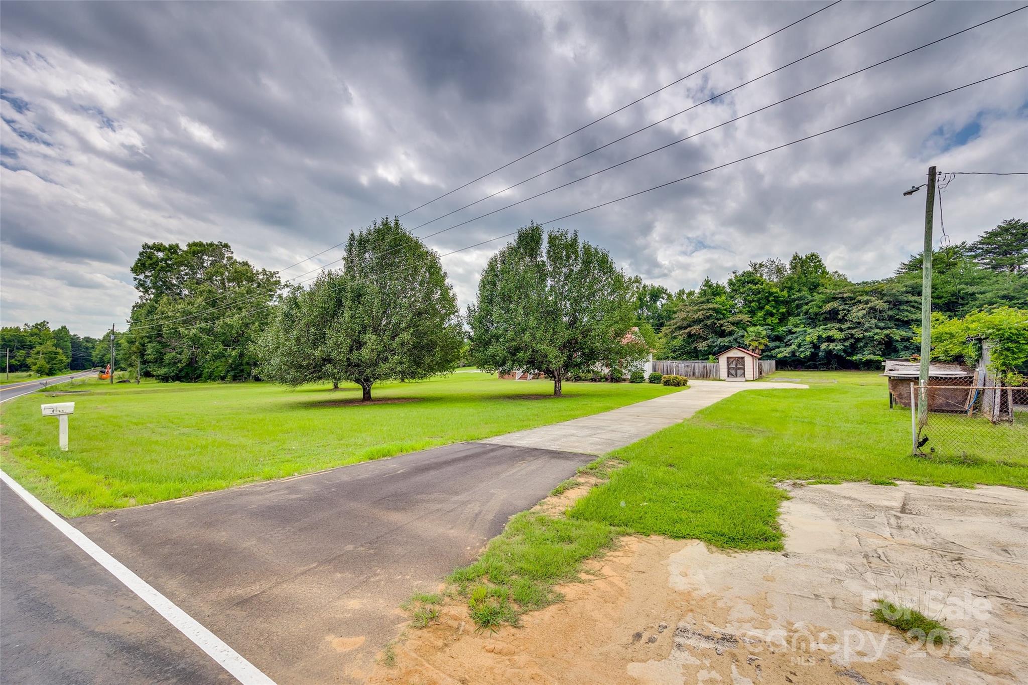 2283 Dam Road Property Photo 19
