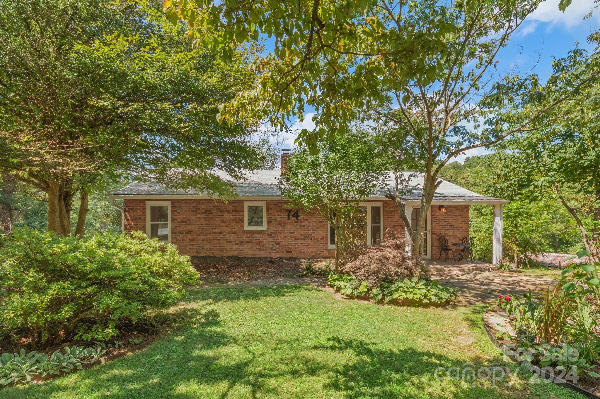 74 Lakeside Drive Property Photo 2