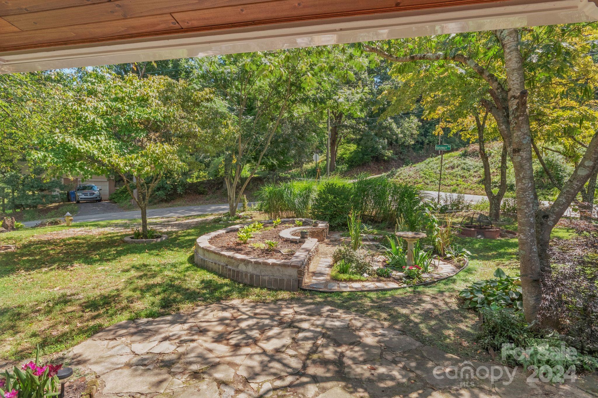 74 Lakeside Drive Property Photo 4