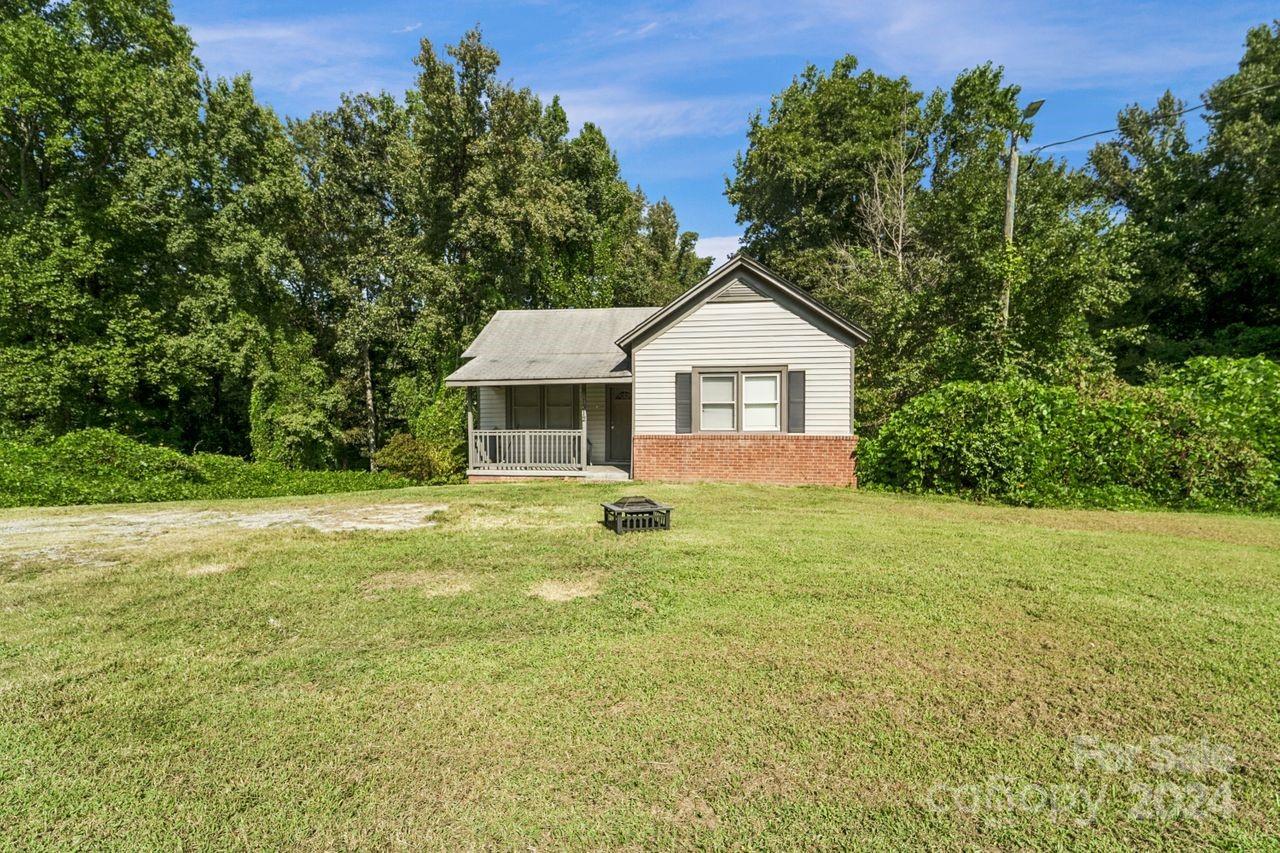1400 Mooresville Road Property Photo 31