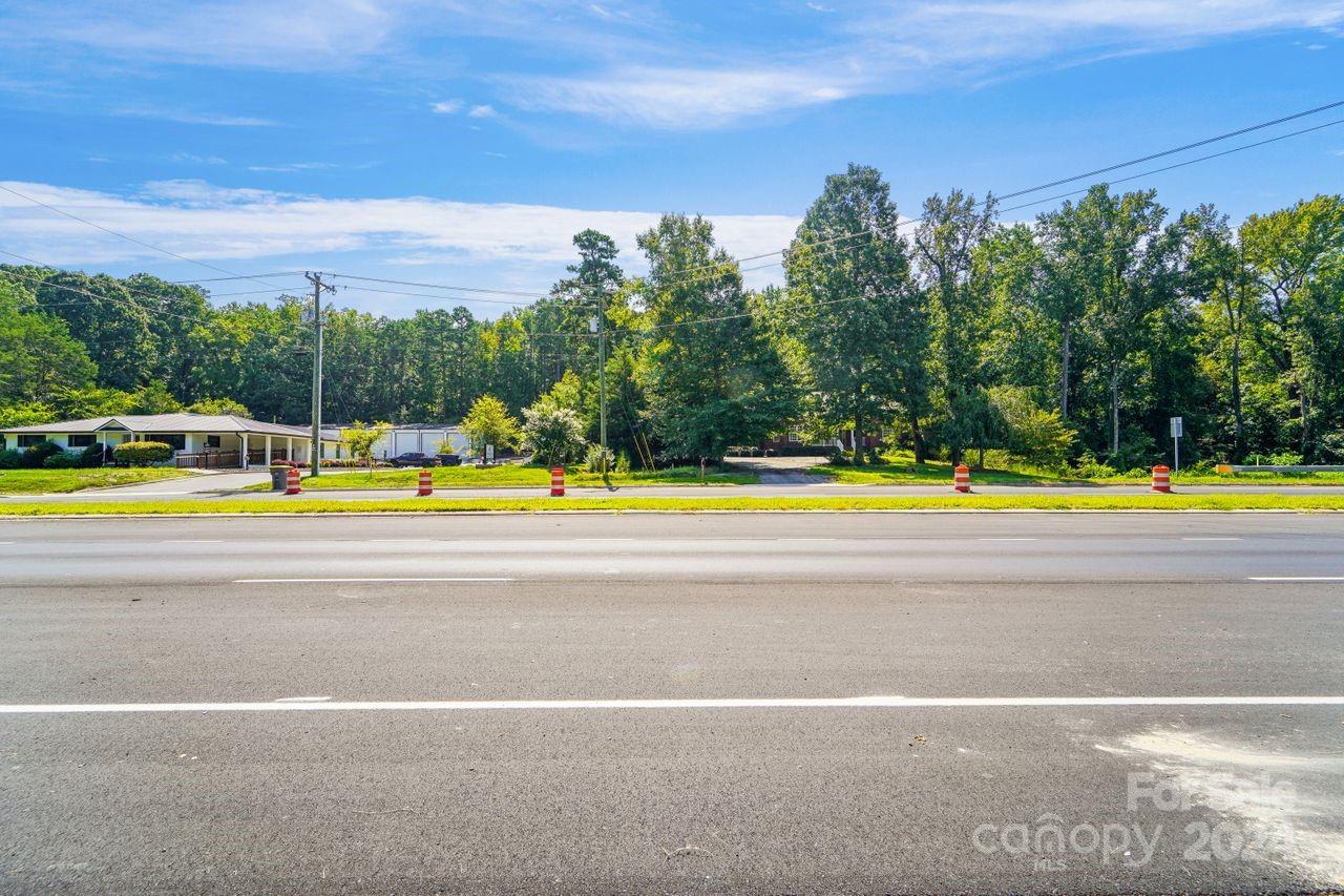 1400 Mooresville Road Property Photo 38