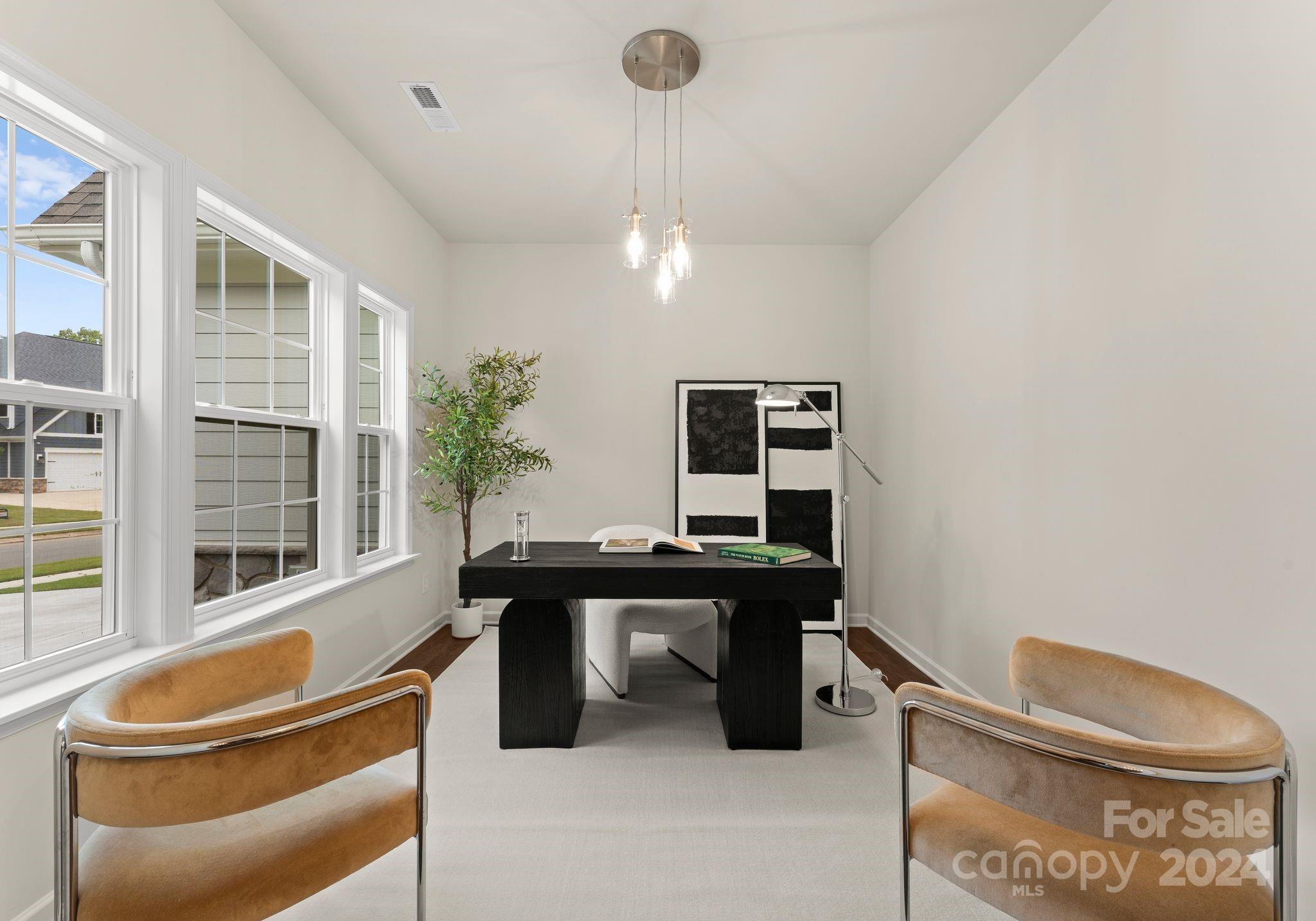 6034 Jepson Court Property Photo 4
