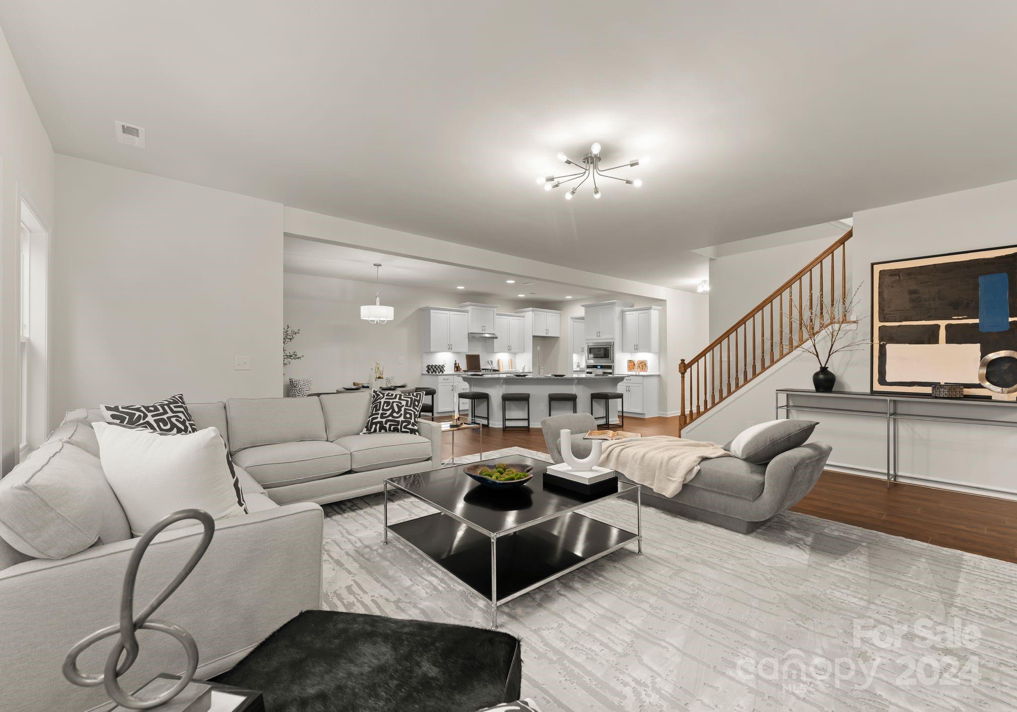 6034 Jepson Court Property Photo 10
