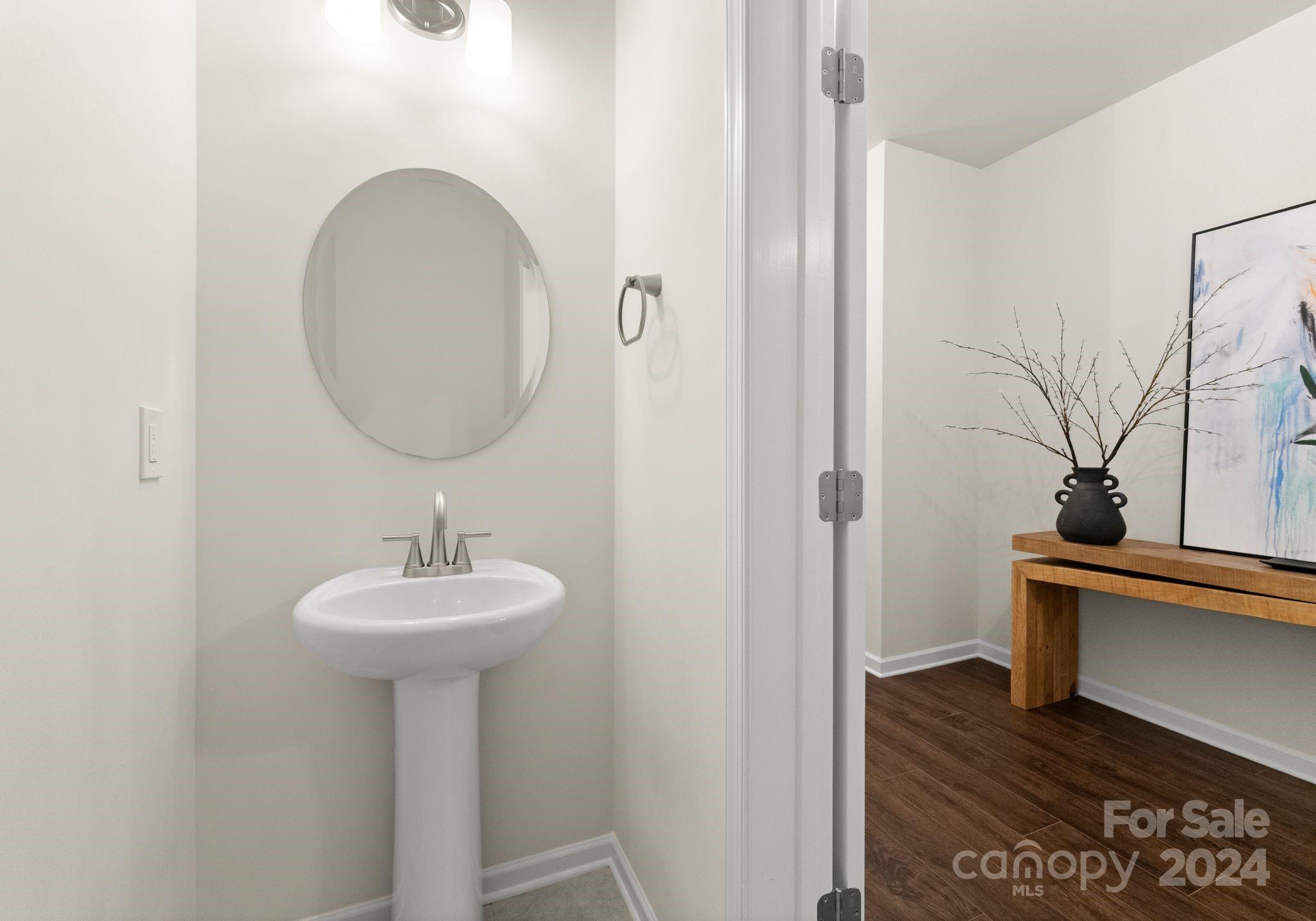 6034 Jepson Court Property Photo 17