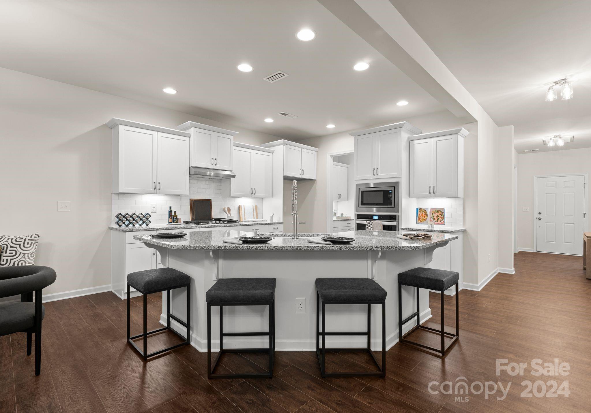 6034 Jepson Court Property Photo 18