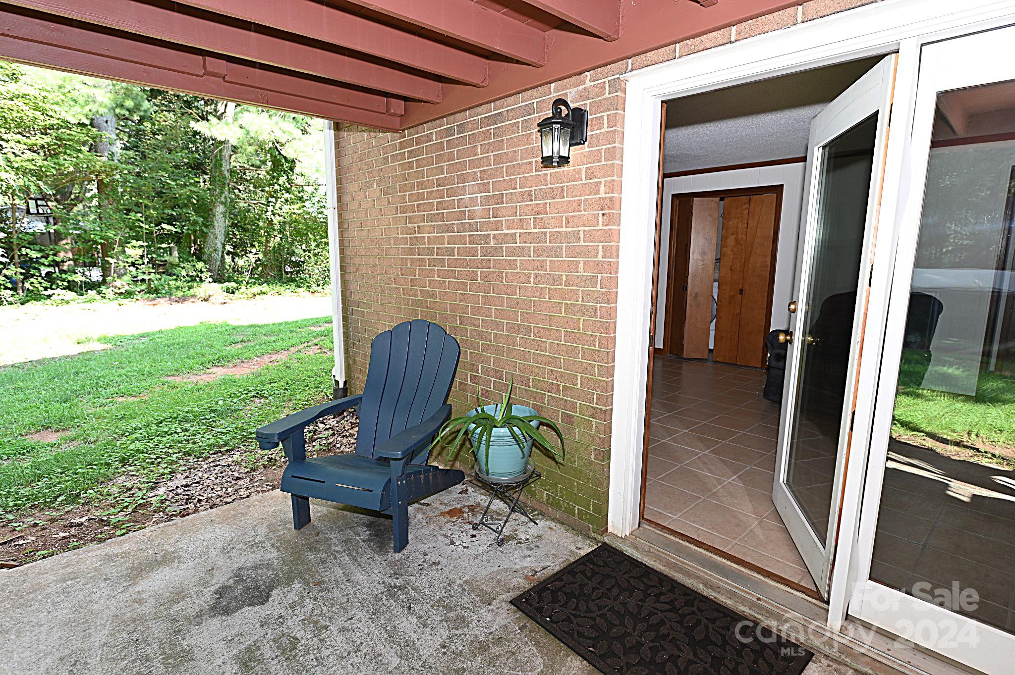 3211 Hollyhill Circle Property Photo 38