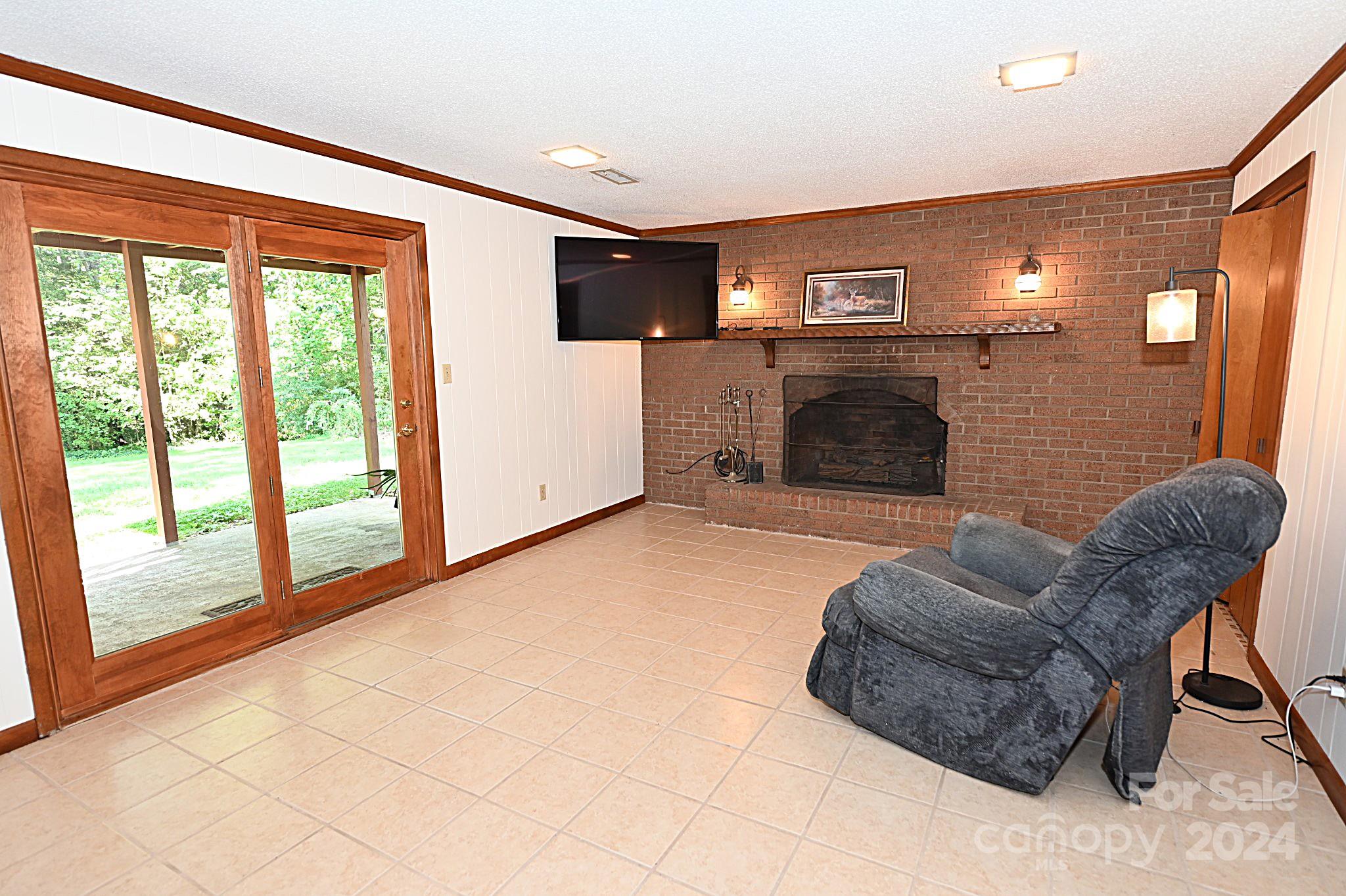 3211 Hollyhill Circle Property Photo 40