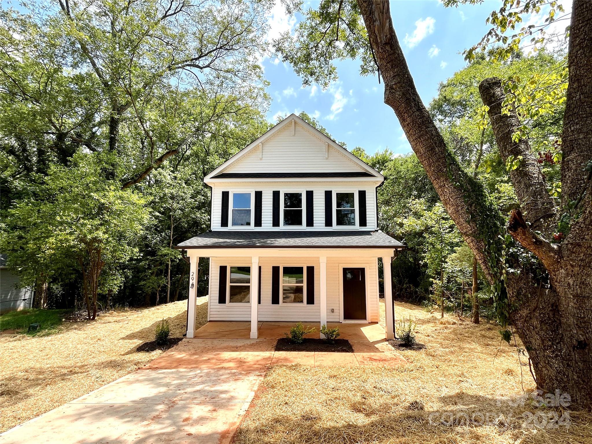 294 Washington Street Property Photo 1