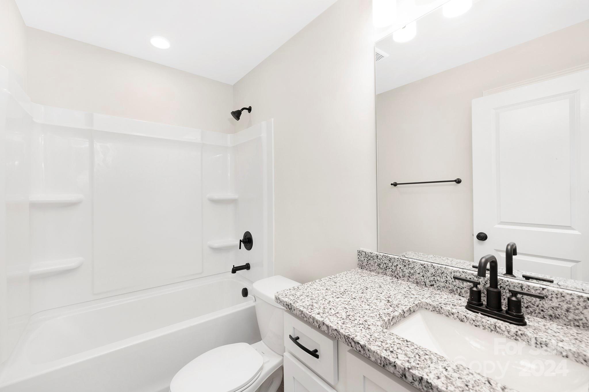 294 Washington Street Property Photo 15