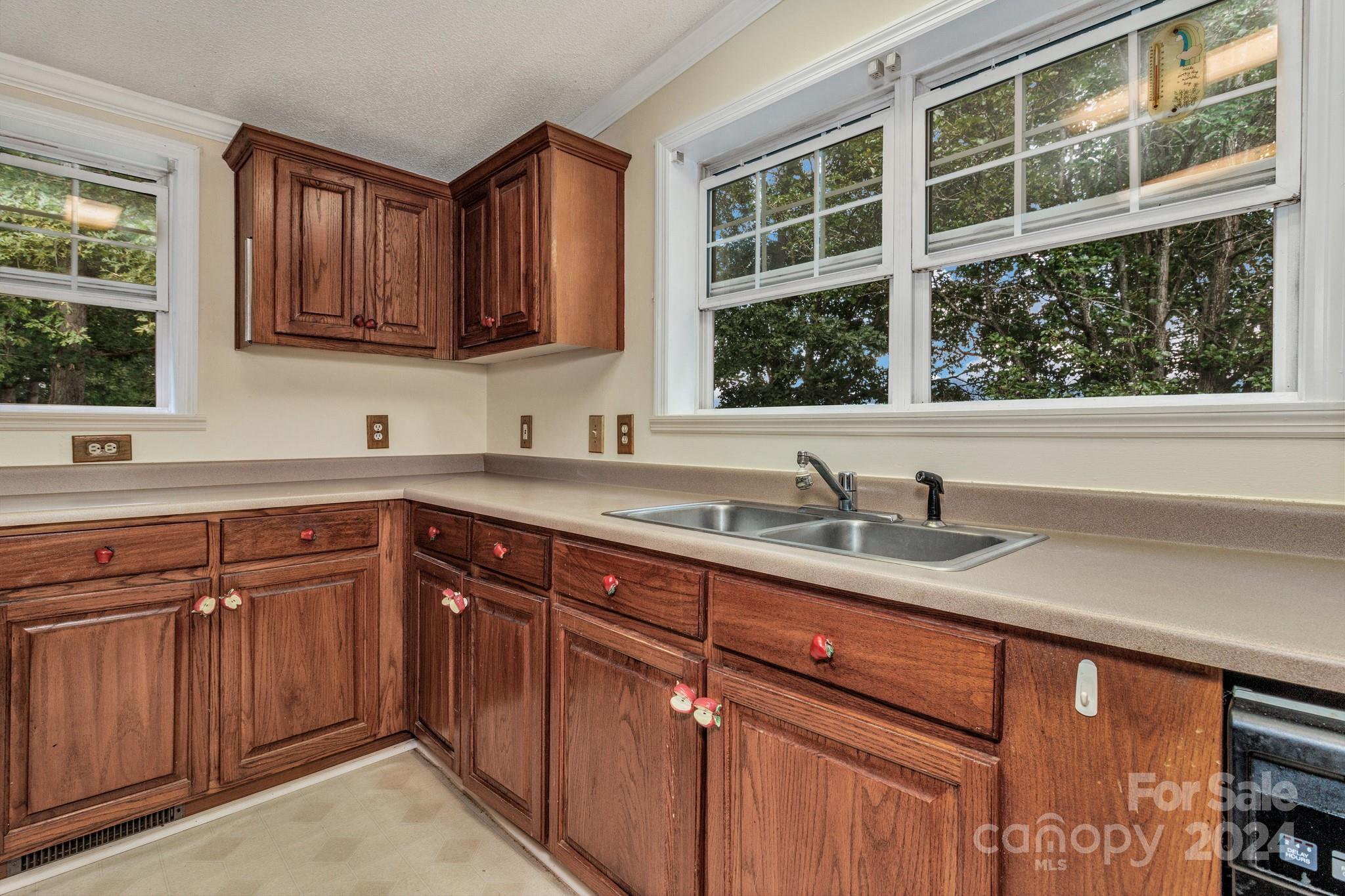 16 Baldwin Farms Road Property Photo 17