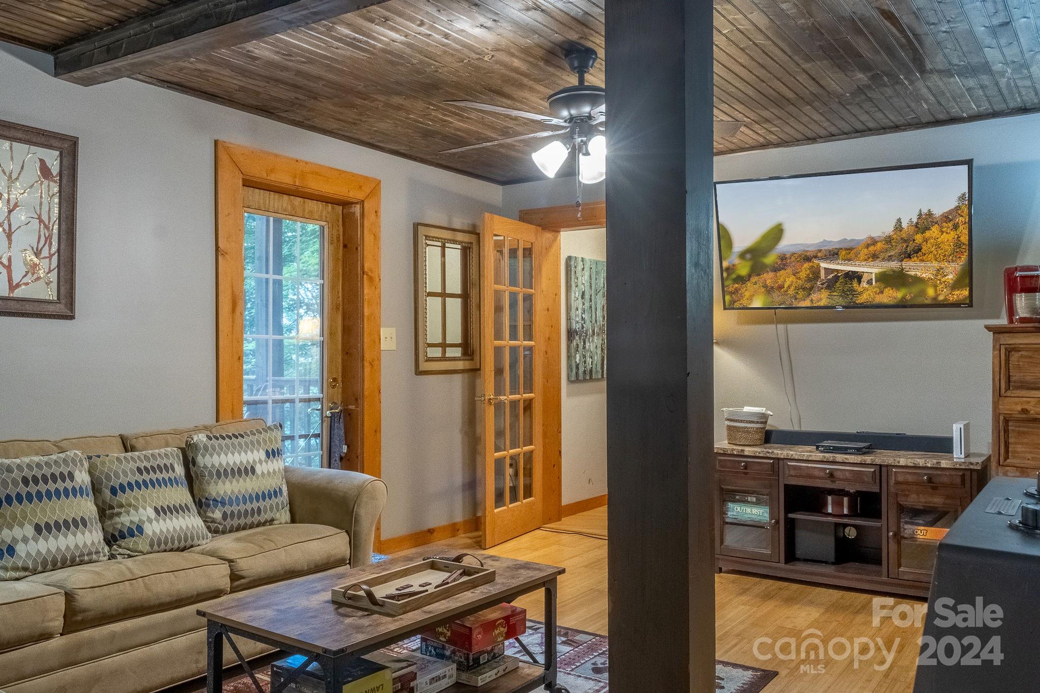 274 Hemlock Road Property Photo 33