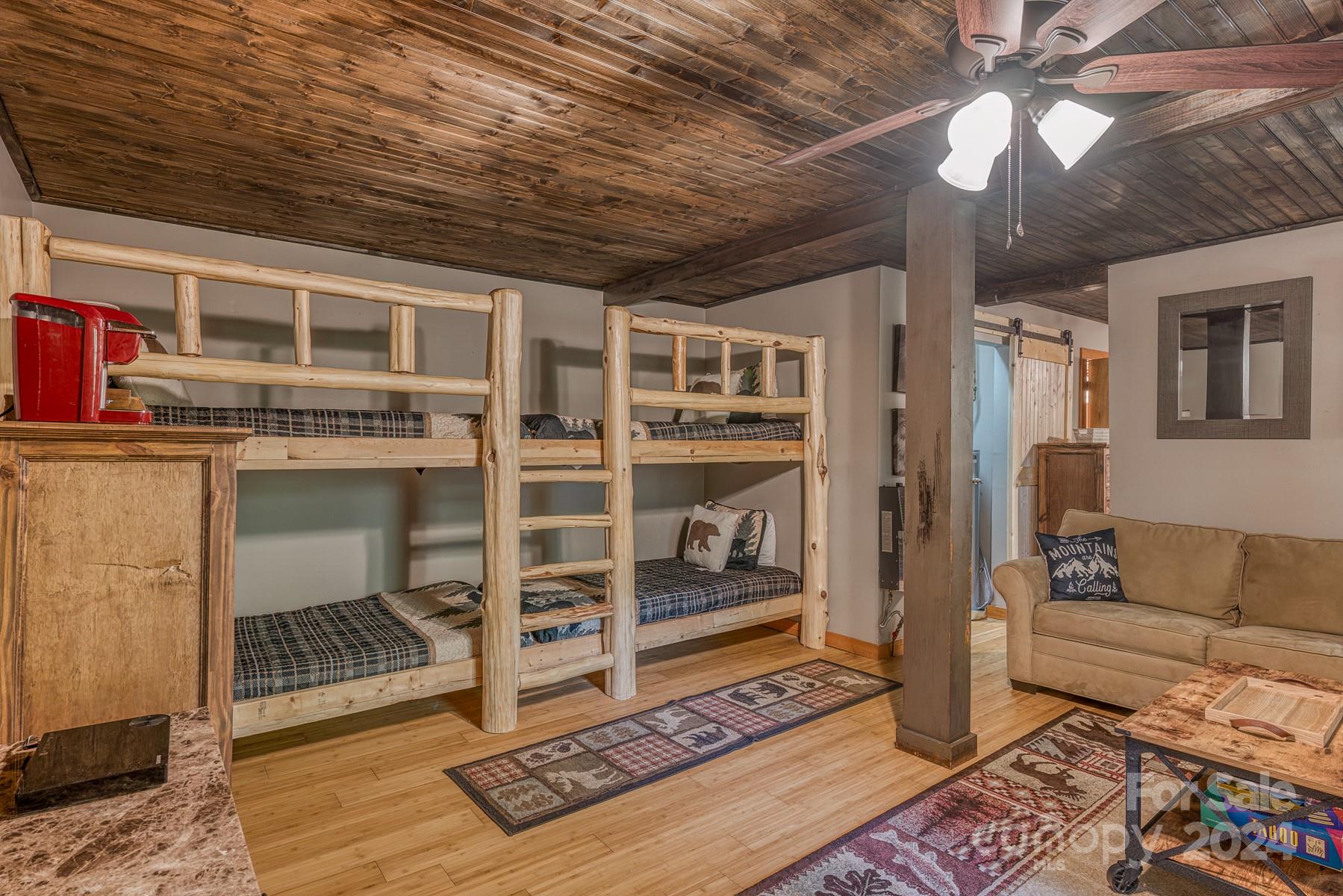 274 Hemlock Road Property Photo 34