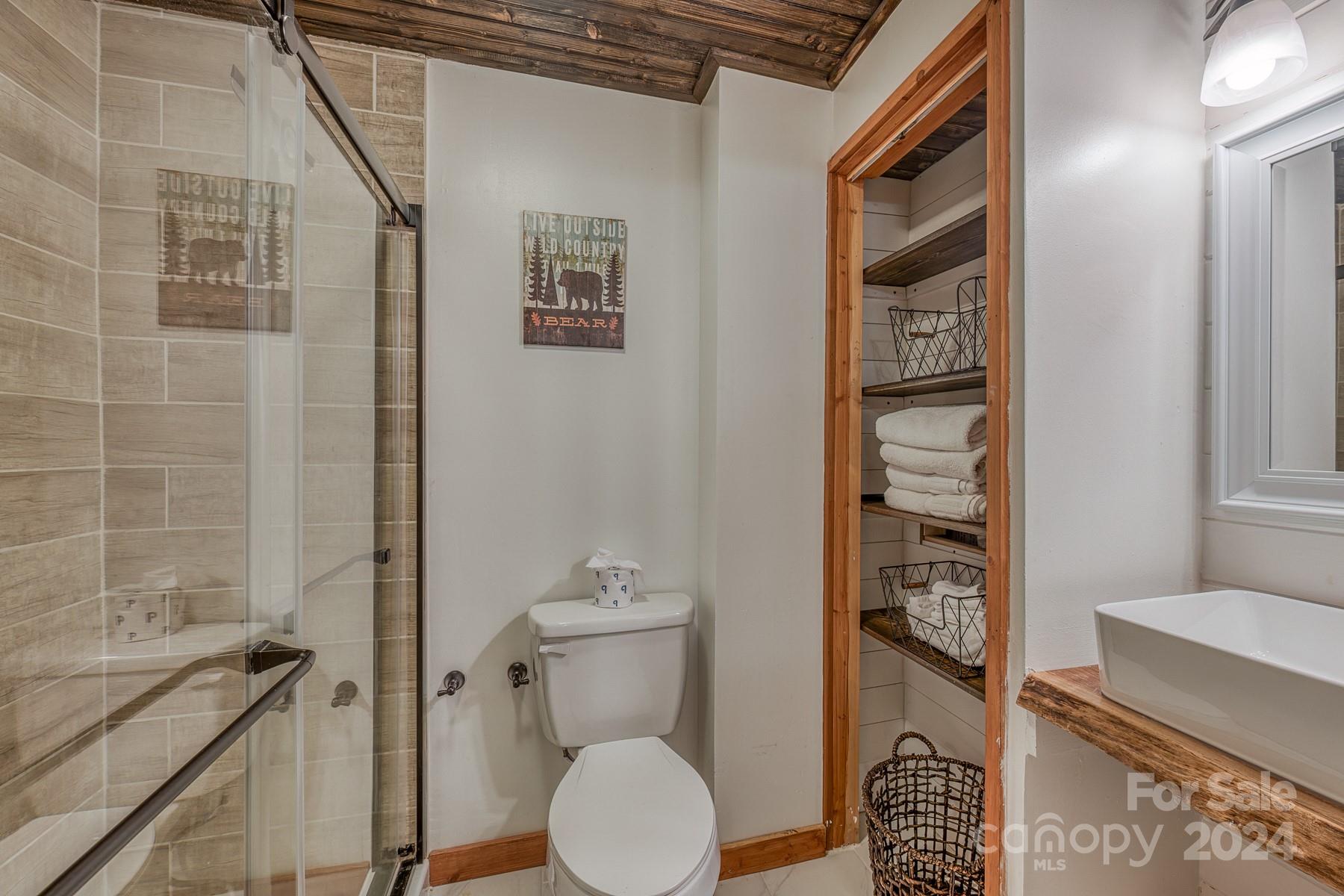 274 Hemlock Road Property Photo 37