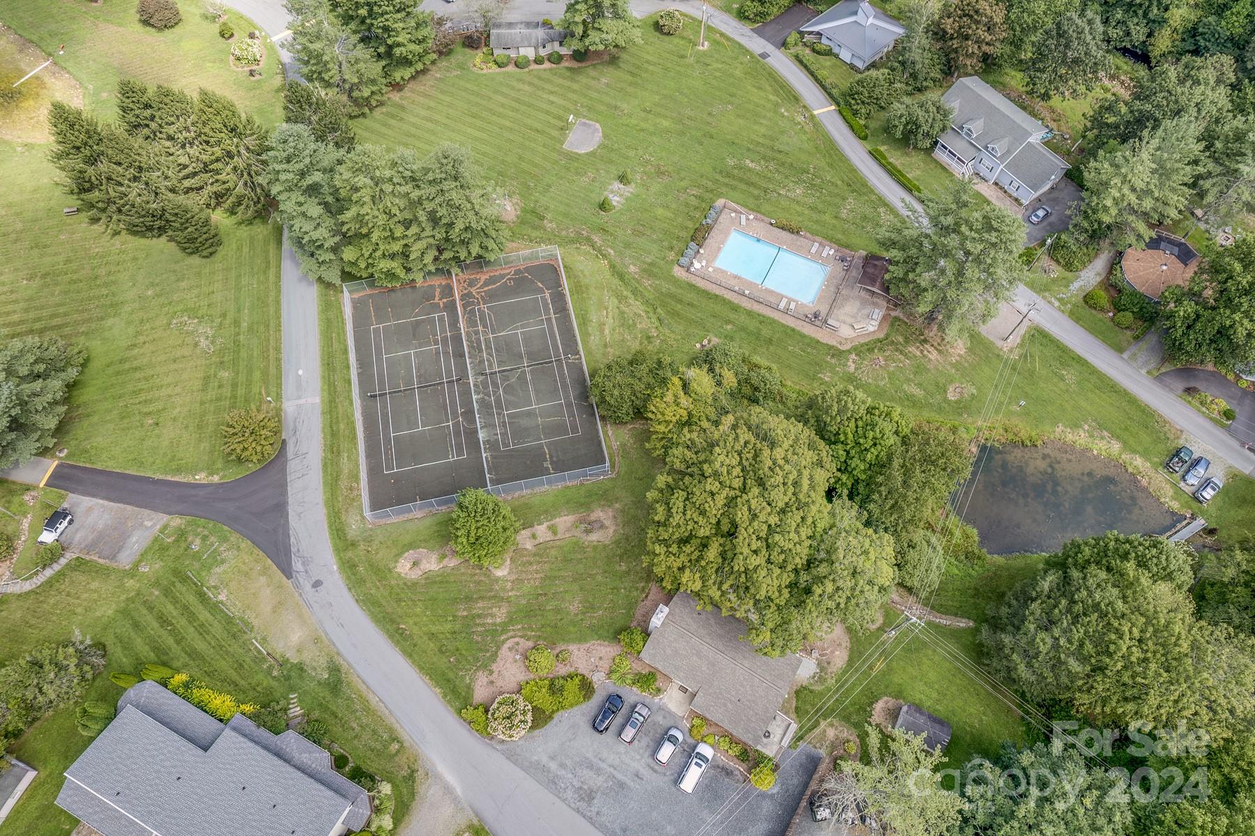 274 Hemlock Road Property Photo 44