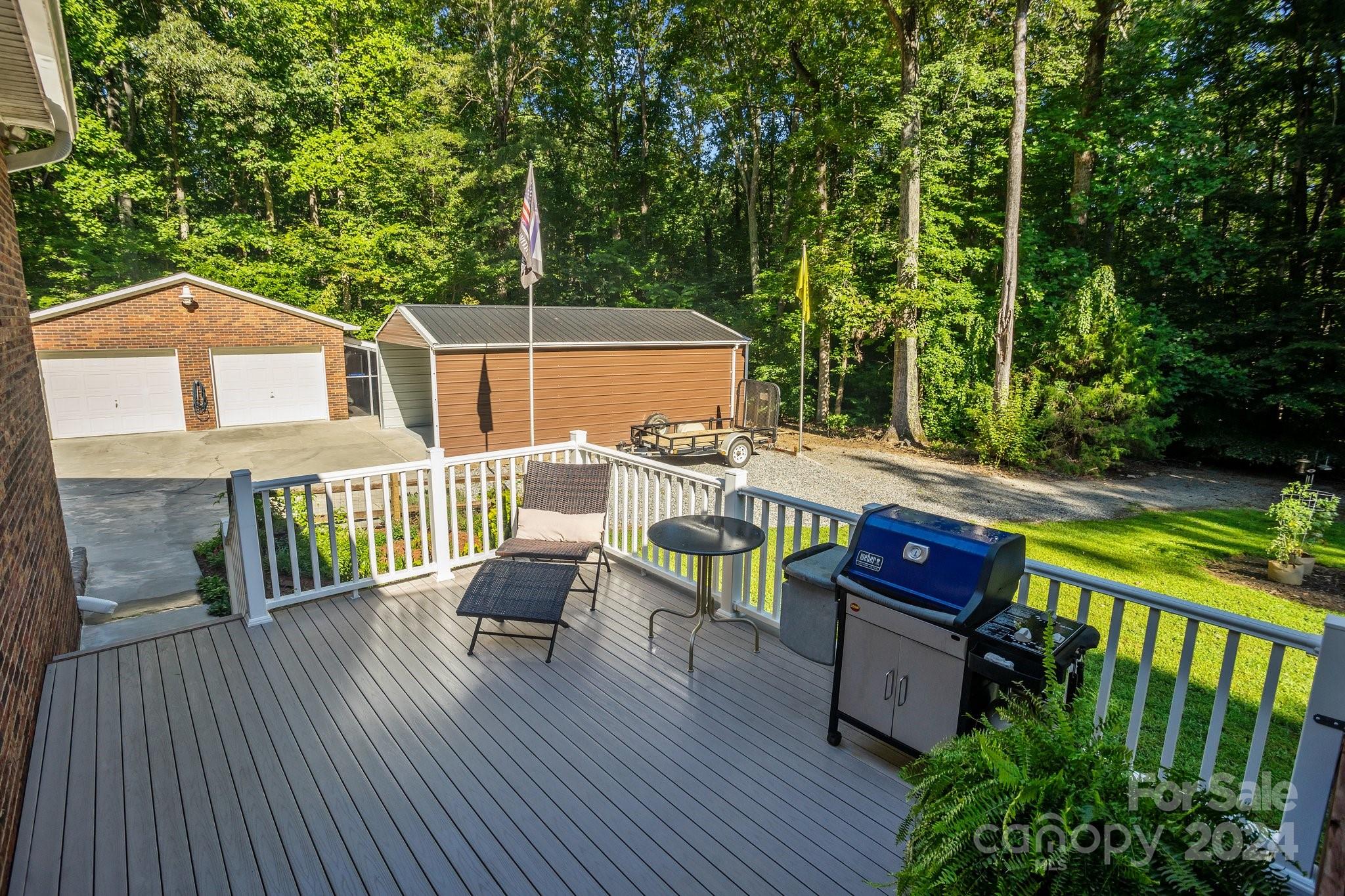 355 Davies Circle Property Photo 15