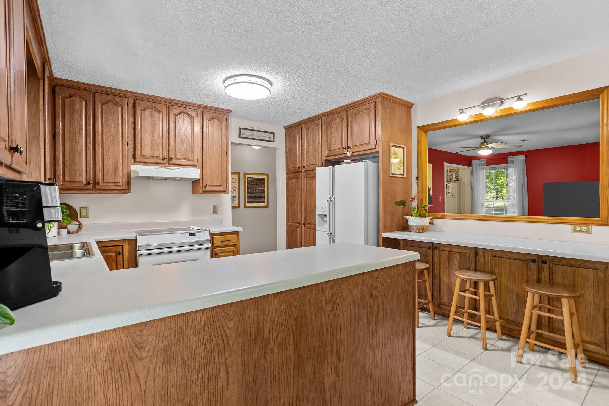 355 Davies Circle Property Photo 36