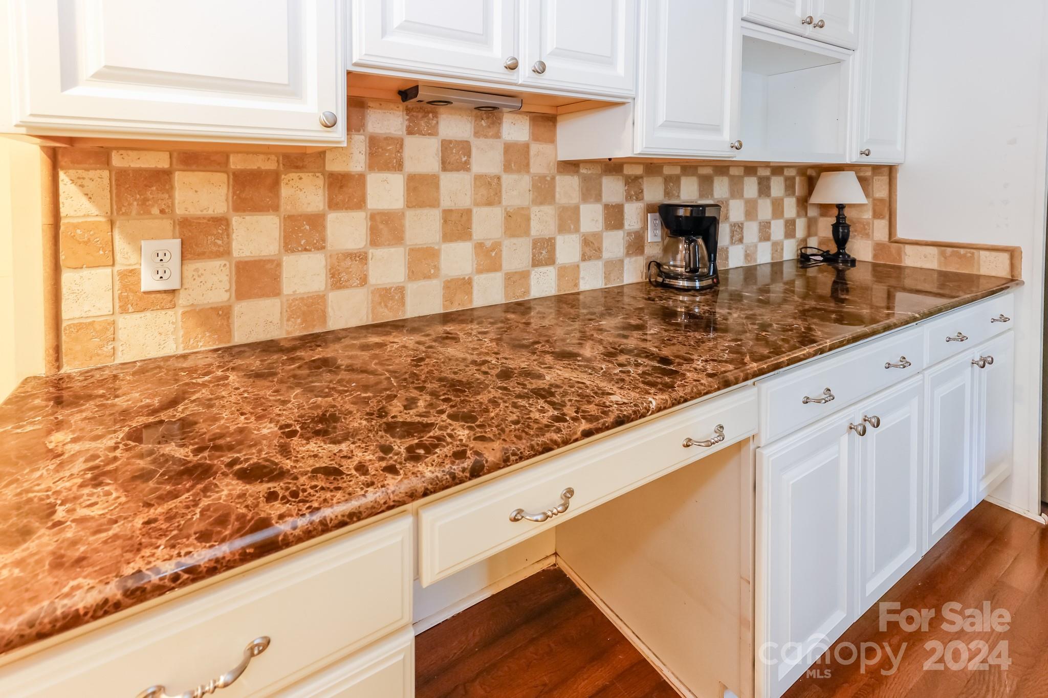 491 N Washington Street Property Photo 15