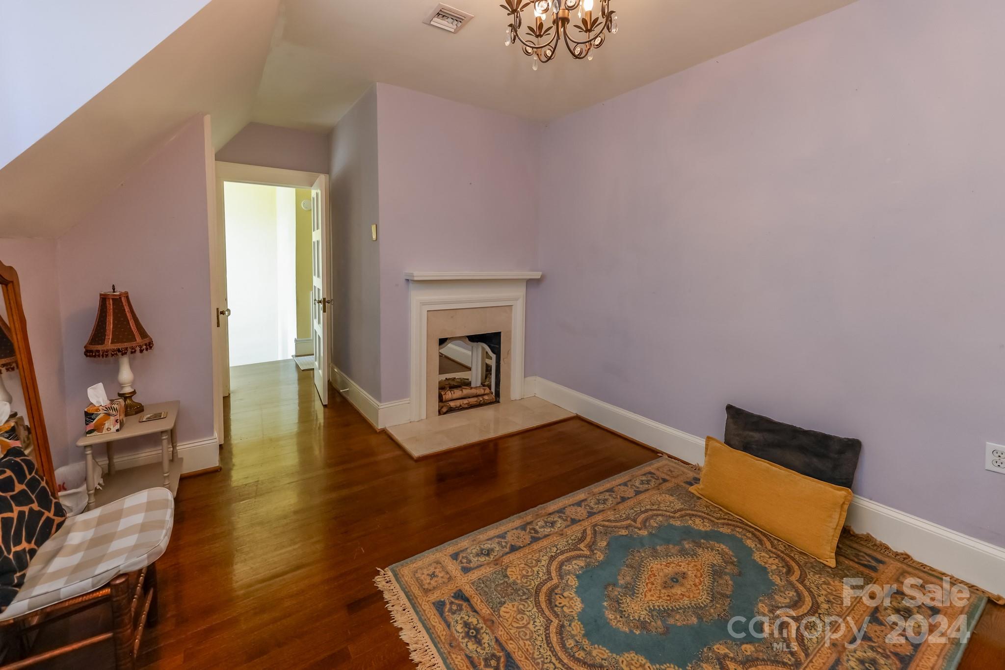 491 N Washington Street Property Photo 23