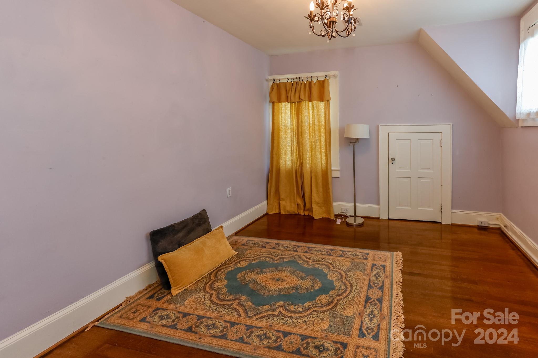 491 N Washington Street Property Photo 25