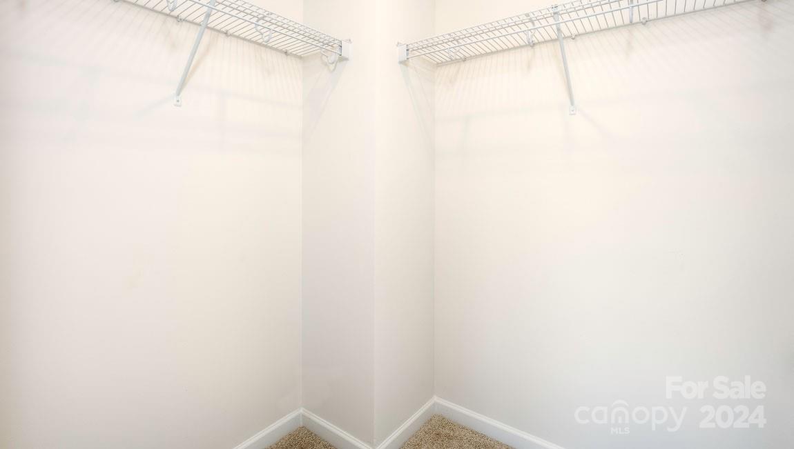 323 Creekview Road Property Photo 25