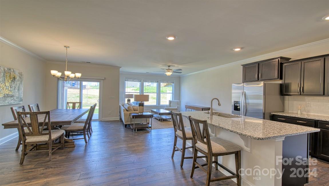 321 Creekview Road Property Photo 6