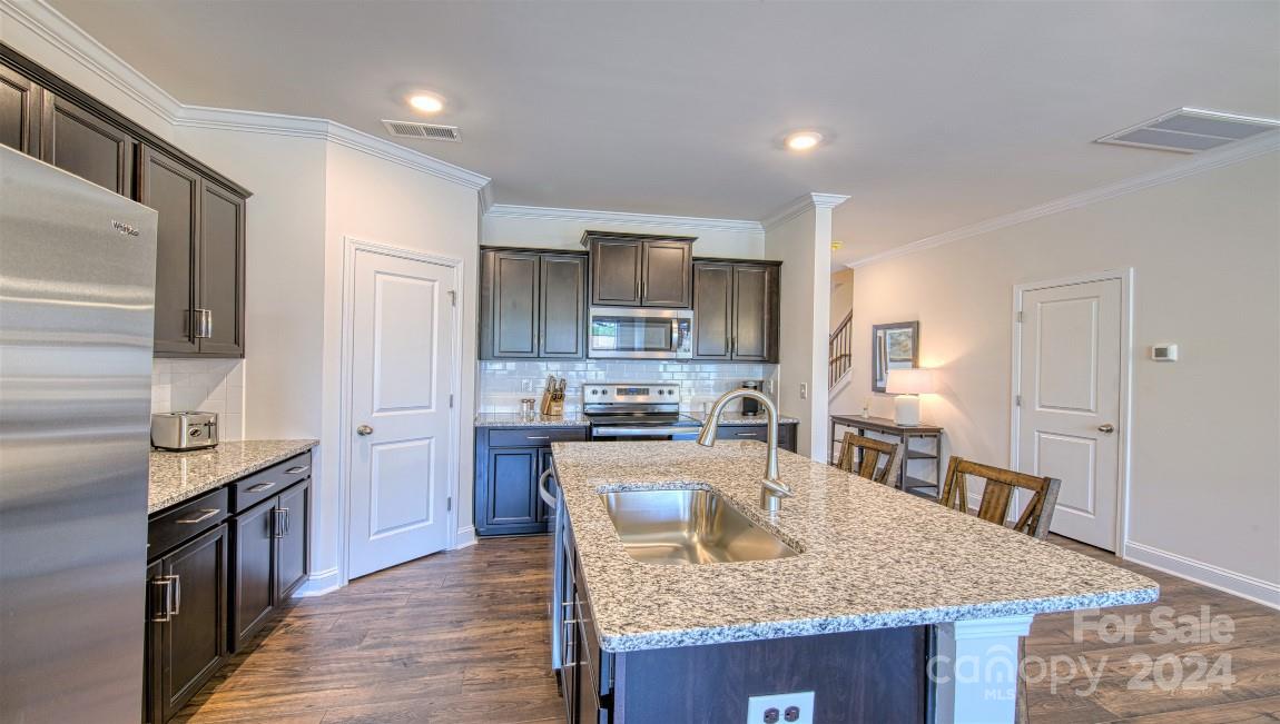 321 Creekview Road Property Photo 14