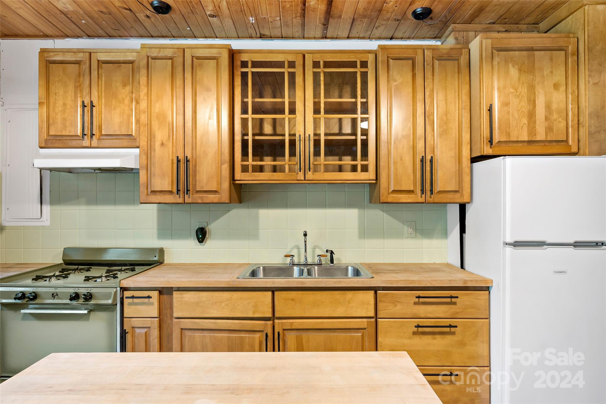 1265 Stackhouse Road Property Photo 8