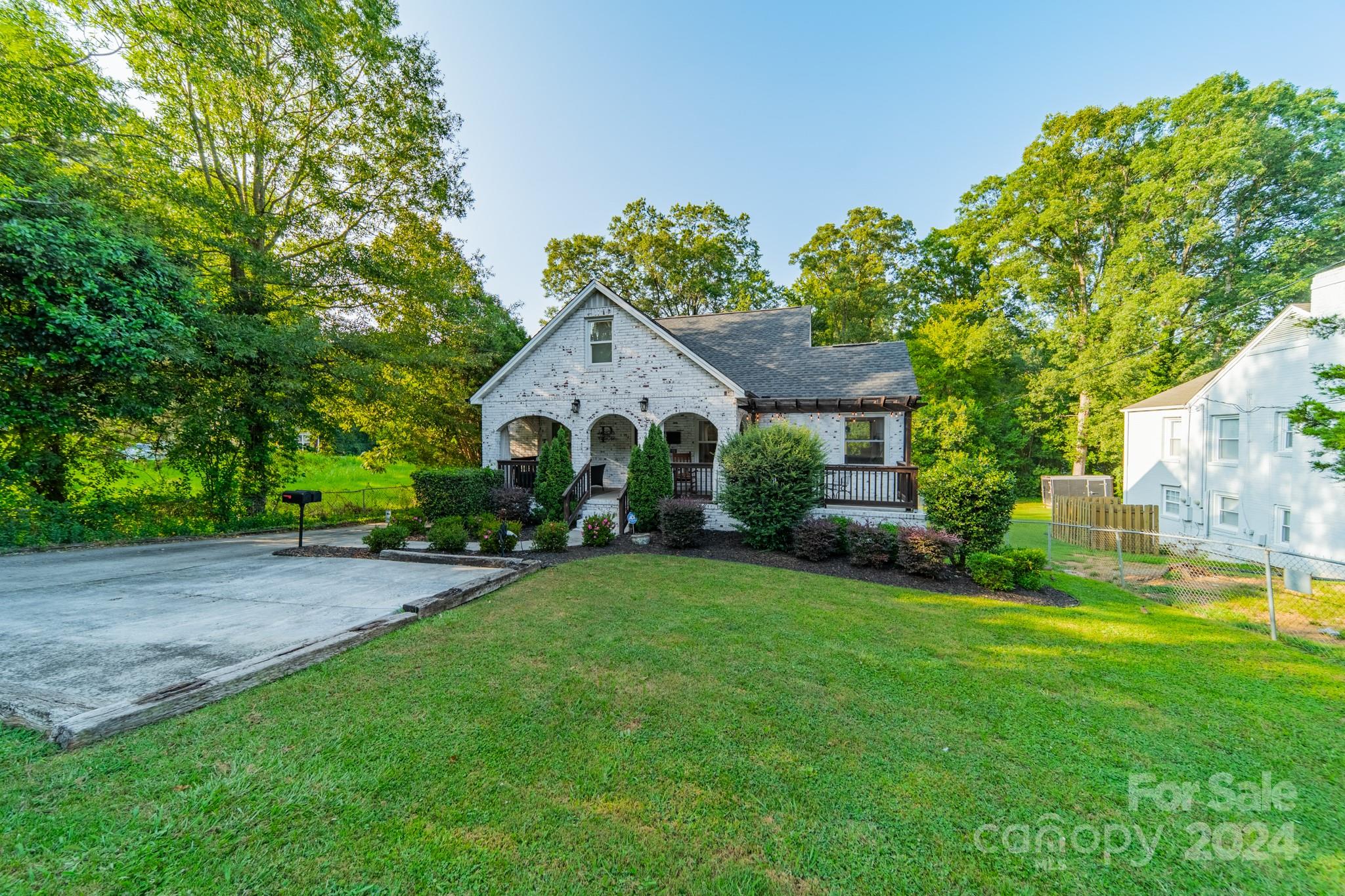 3720 Tuckaseegee Road Property Photo 32