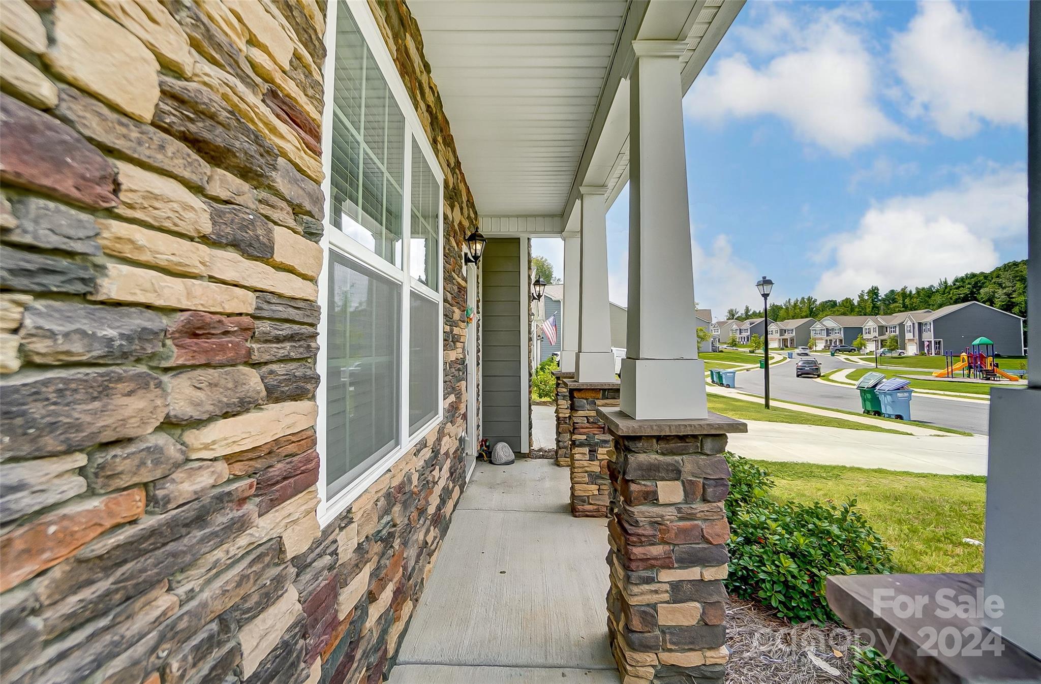 208 Wildflower Drive Property Photo 6