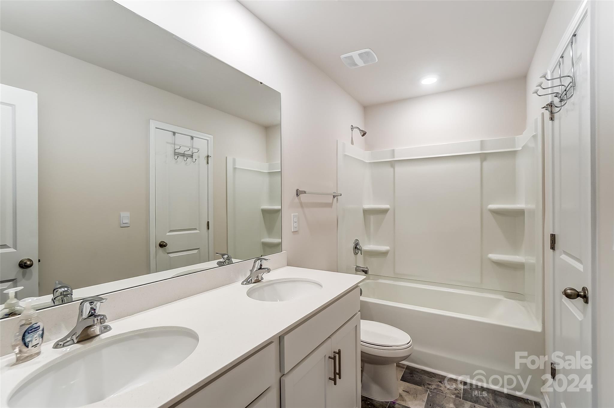 208 Wildflower Drive Property Photo 38