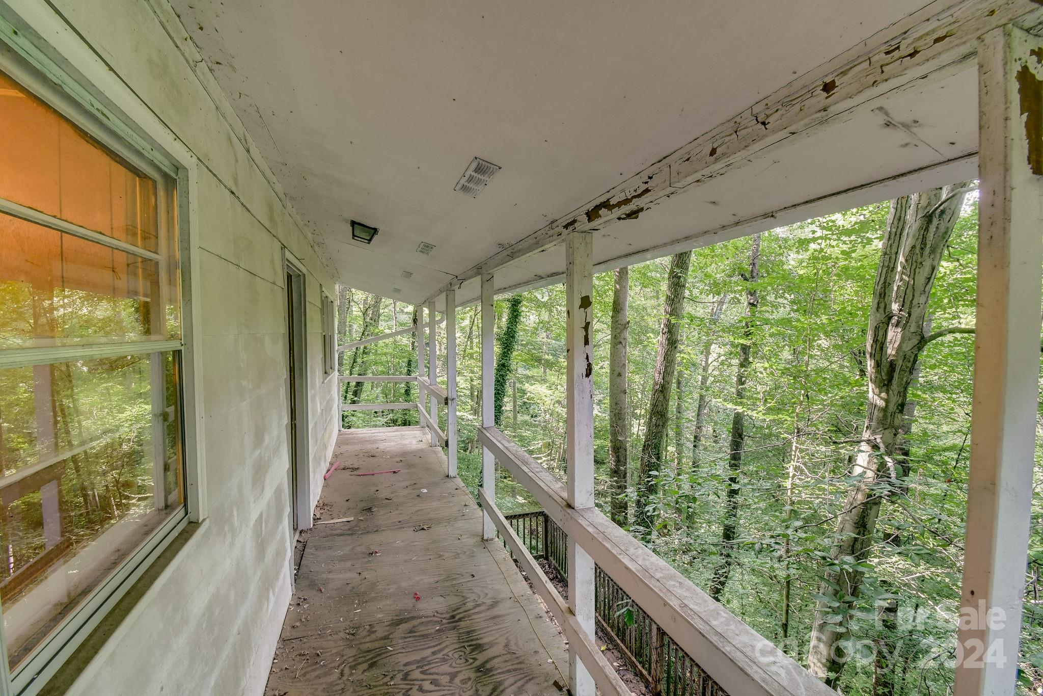 152 Dream Mountain Boulevard Property Photo 8