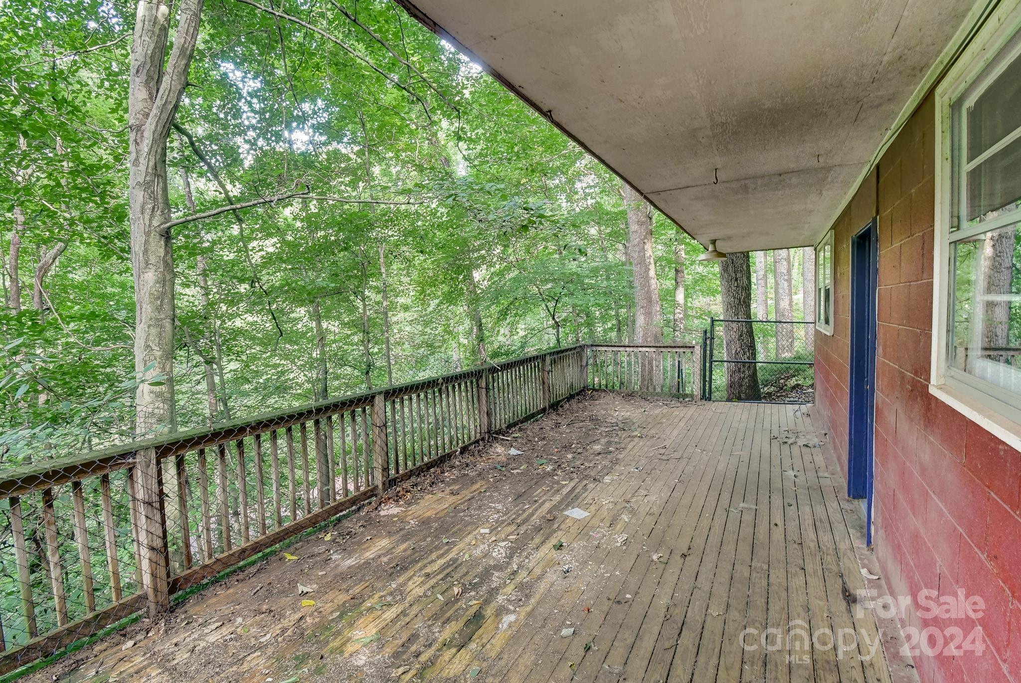 152 Dream Mountain Boulevard Property Photo 13