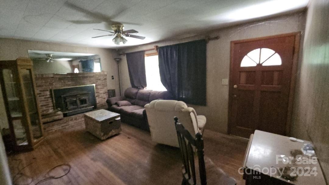 91 & 95 Spring Road Property Photo 6