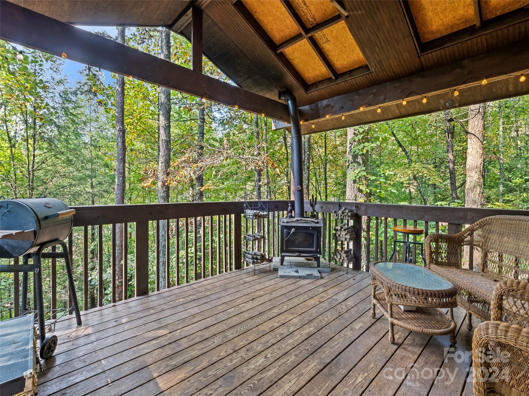626 Rustic Heights Road Property Photo 4