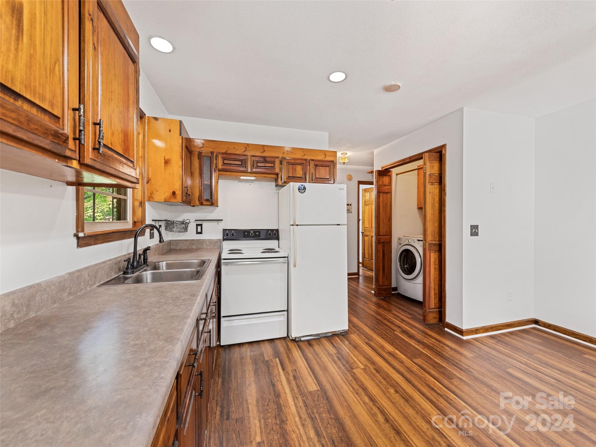 626 Rustic Heights Road Property Photo 14