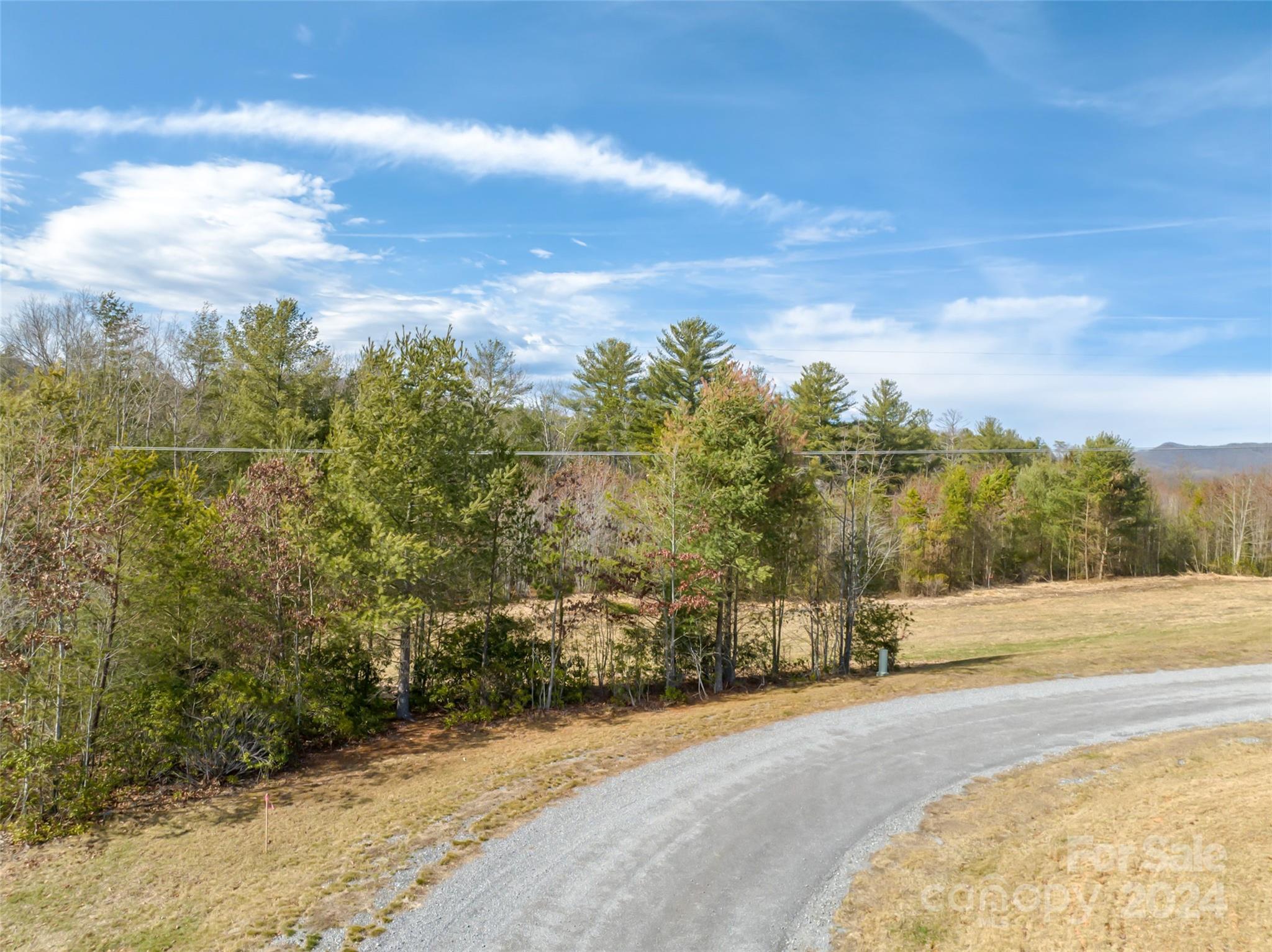 366 Chukar Way 33 Property Photo 4