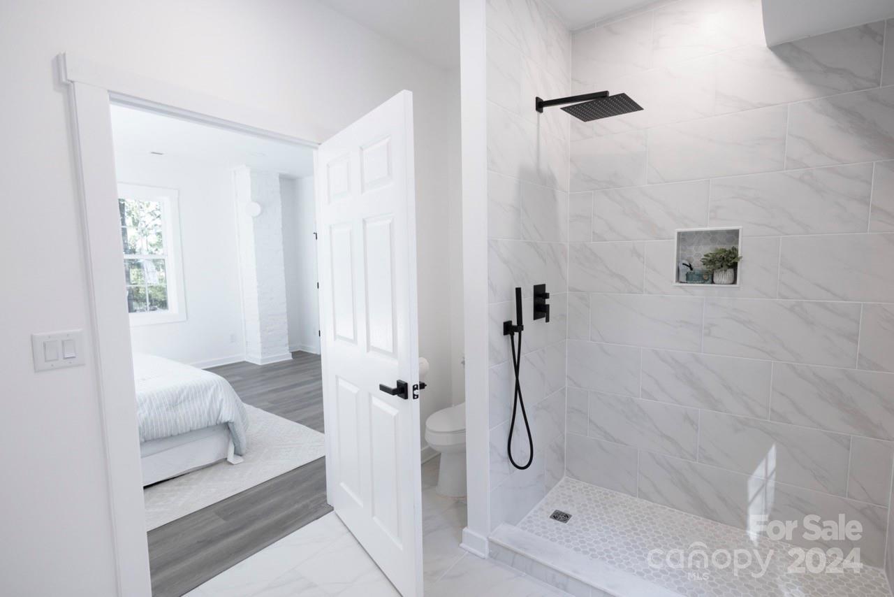 615 English Street Property Photo 24