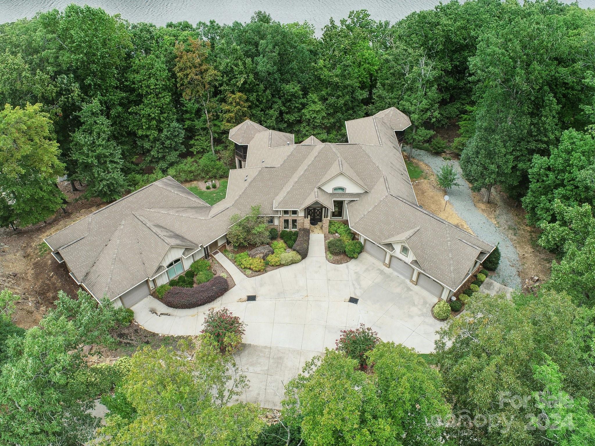 1430 Rocky Cove Lane Property Photo 2