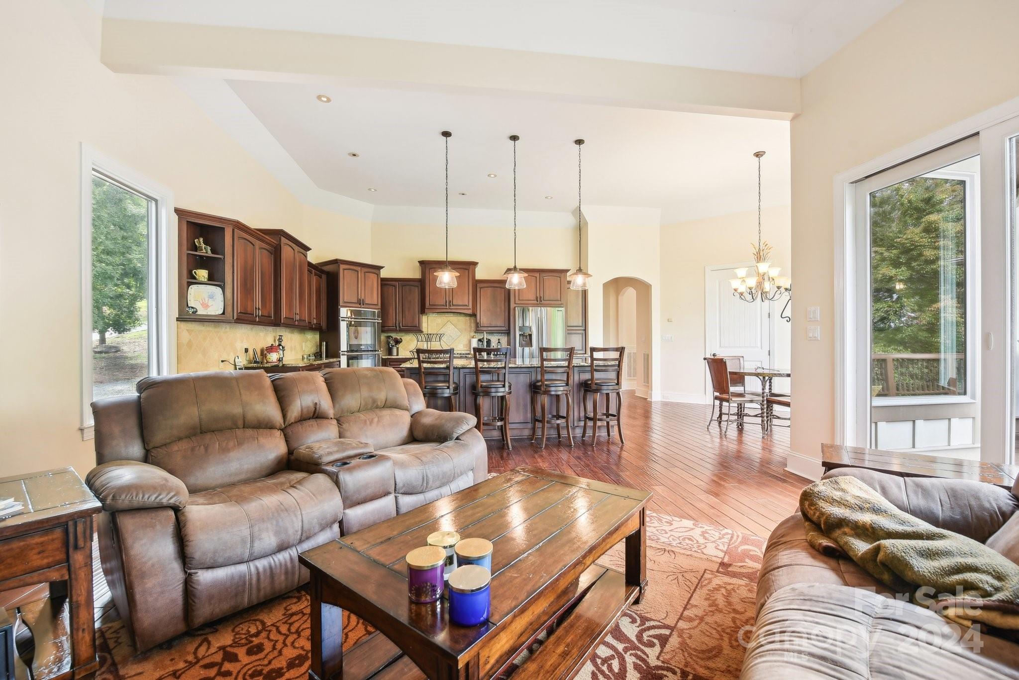 1430 Rocky Cove Lane Property Photo 7